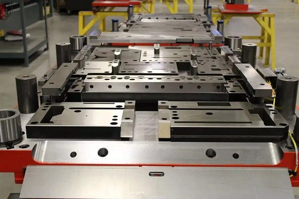 stainless steel untuk flange, shaft, komponen penghubung, dan struktur equipment industri